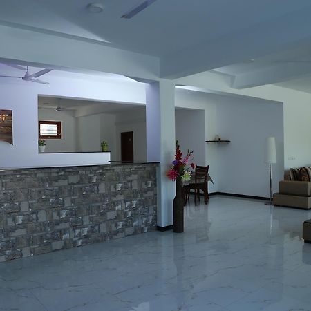 Hikka Regent Hotel 希克杜沃 外观 照片
