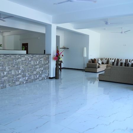 Hikka Regent Hotel 希克杜沃 外观 照片