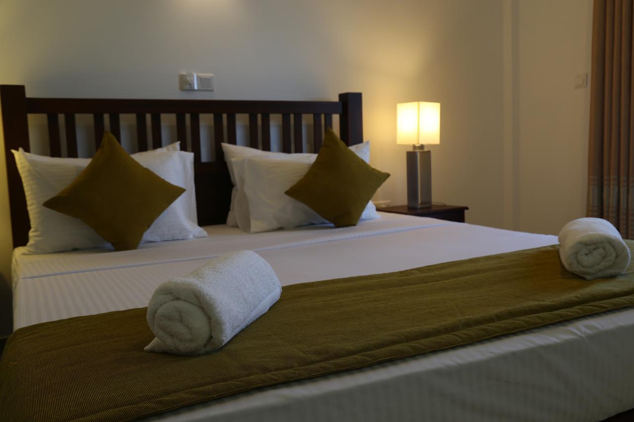 Hikka Regent Hotel 希克杜沃 外观 照片
