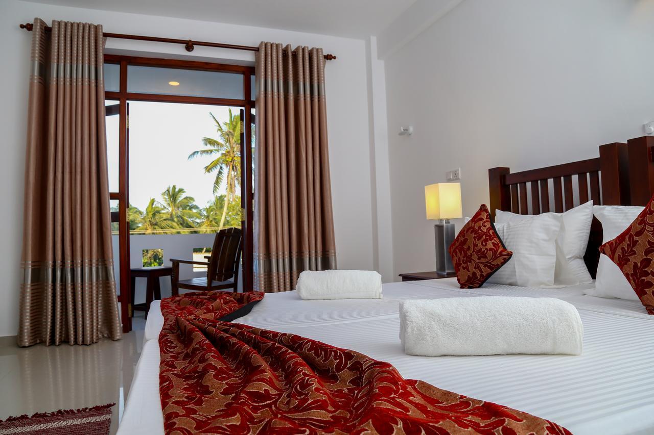 Hikka Regent Hotel 希克杜沃 外观 照片